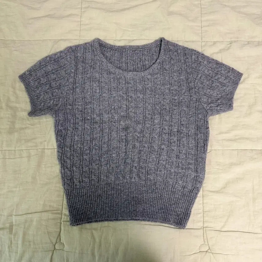 [BUNJANG] Aniewear Twisted Short Sleeve Knit / 애니원모어 꽈배기 반팔 니트