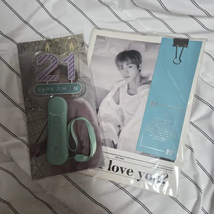 [SOLD OUT] 박지훈 21살 메이아이러브유 공식응원봉 + 포토매거진