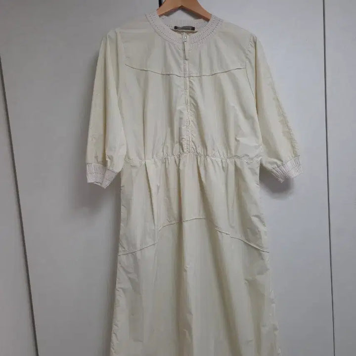 [SOLD OUT] 제평 바스락 집업 원피스