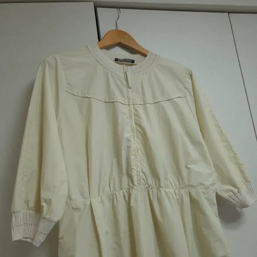 [SOLD OUT] 제평 바스락 집업 원피스