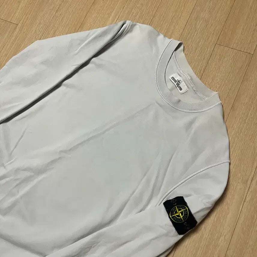 [BUNJANG] Stone Island Sweatshirt Sky Blue L / 스톤아일랜드 맨투맨 스카이블루 L사이즈