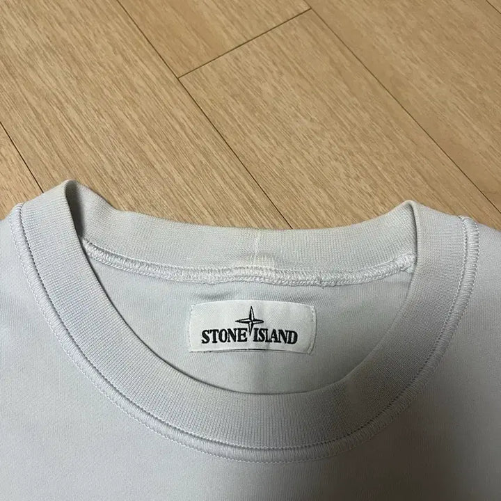 [BUNJANG] Stone Island Sweatshirt Sky Blue L / 스톤아일랜드 맨투맨 스카이블루 L사이즈