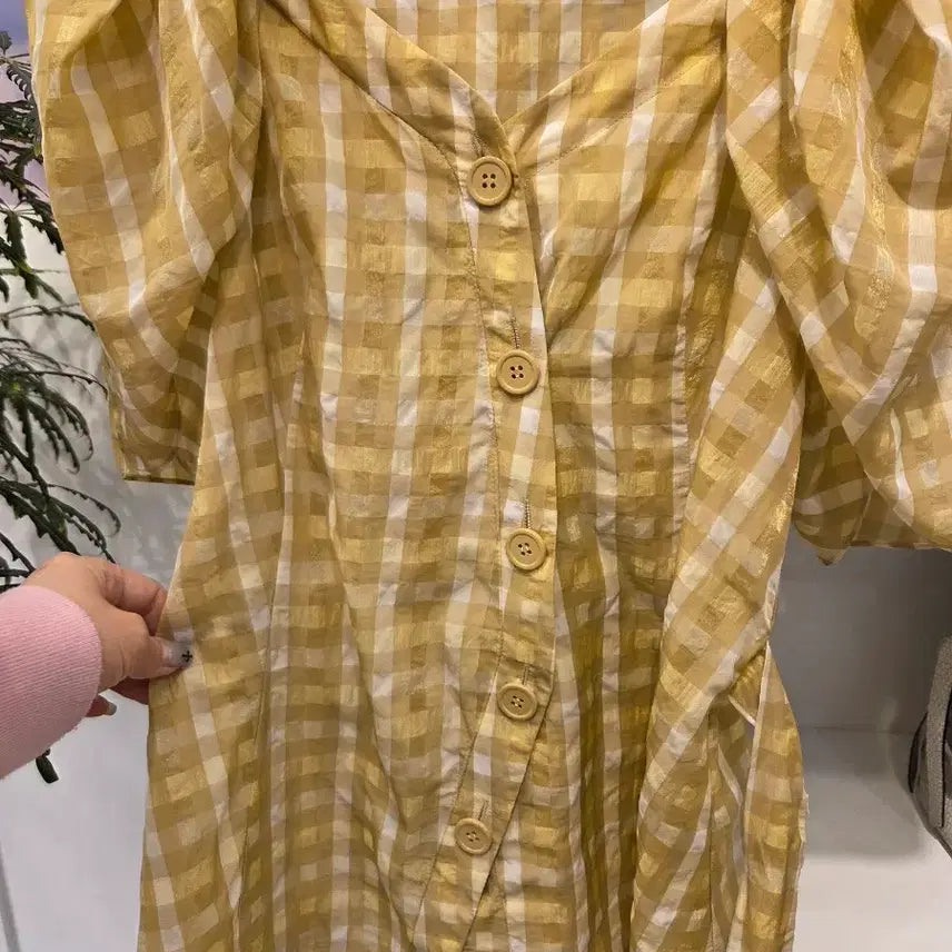 [SOLD OUT] 미샤 체크 블라우스