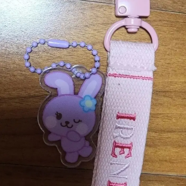 [SOLD OUT] [판매] 레드벨벳 아이린 팬콘 키링 + 토끼 아크릴 세트
