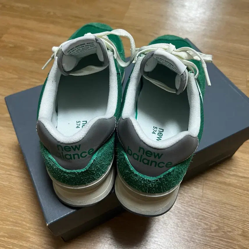 [SOLD OUT] 265~270) 뉴발란스 운동화 574 헤리티지 그래스 그린