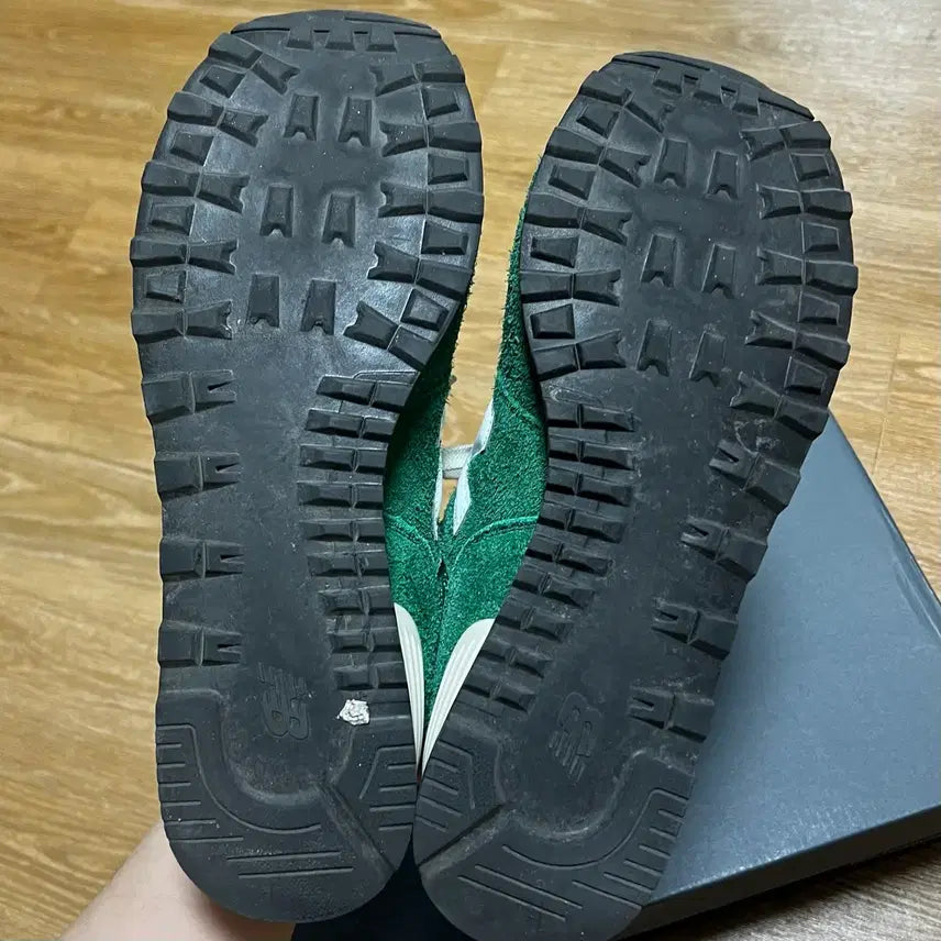 [SOLD OUT] 265~270) 뉴발란스 운동화 574 헤리티지 그래스 그린