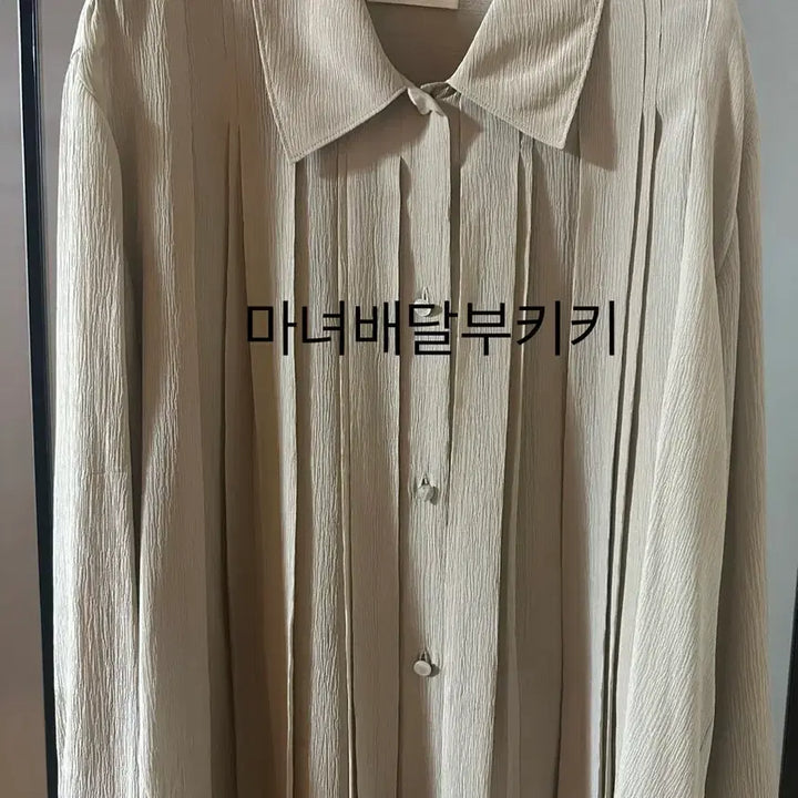 [BUNJANG] The Cashmere Silk Pleated Unbalanced Hem Shirt / 더캐시미어 실크 플리츠 언밸런스 헴 셔츠