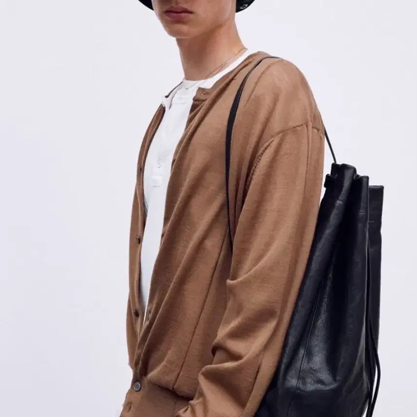 [BUNJANG] RECTO RC Logo Jacquard Patch Sheer Knit Cardigan - Ochre Brown / [새상품] 렉토 RC 로고 자카드 패치 시어 니트 가디건 오커 브라운
