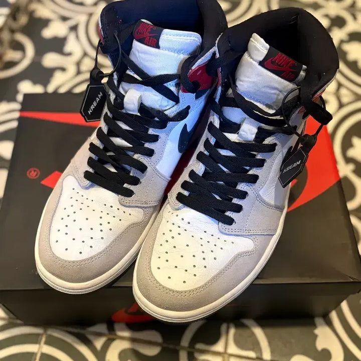 [BUNJANG] Nike Jordan 1 High Smoke Grey Sneakers / [280] 정품 나이키 조던1 하이 스모크 그레이