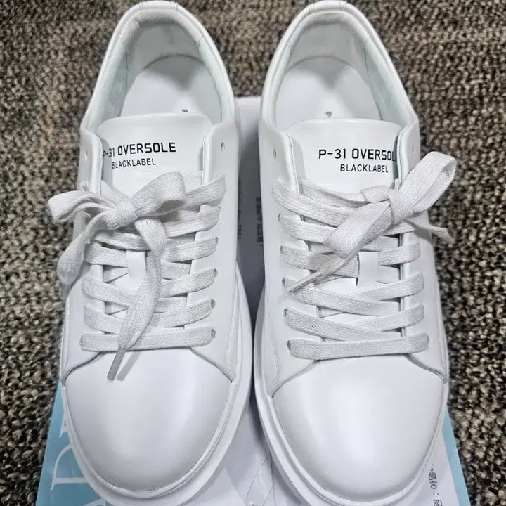 [BUNJANG] P-31 Oversoul White Sneakers (235mm) / p-31 스니커즈 화이트 판매(235mm)