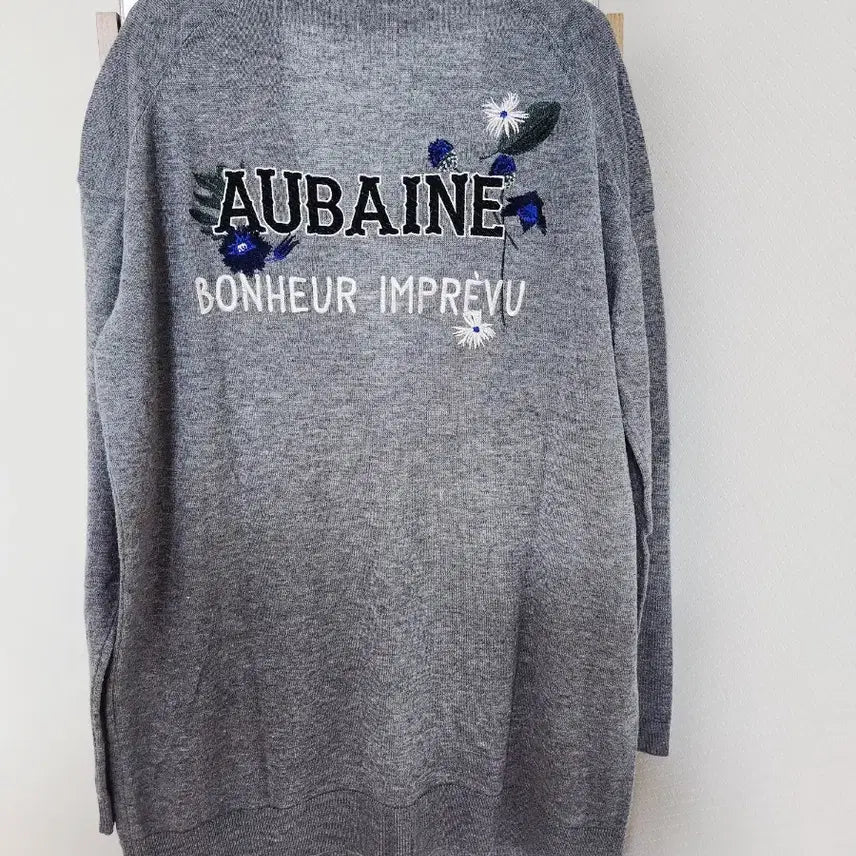 [BUNJANG] VOV Linen Blend Embroidered Cardigan / VOV 보브 여름 울 린넨 가디건 자수포인트 / 상태깨끗/프리