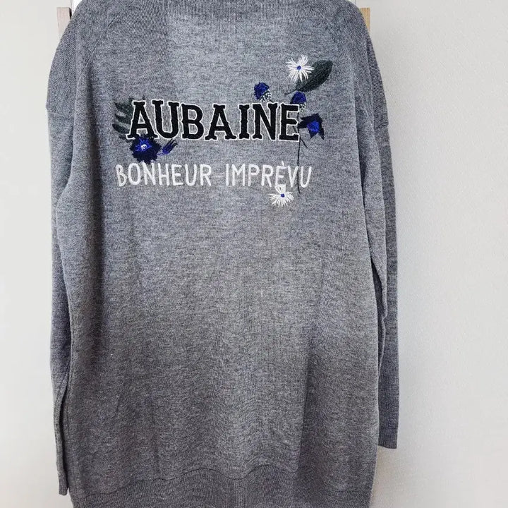 [BUNJANG] VOV Linen Blend Embroidered Cardigan / VOV 보브 여름 울 린넨 가디건 자수포인트 / 상태깨끗/프리