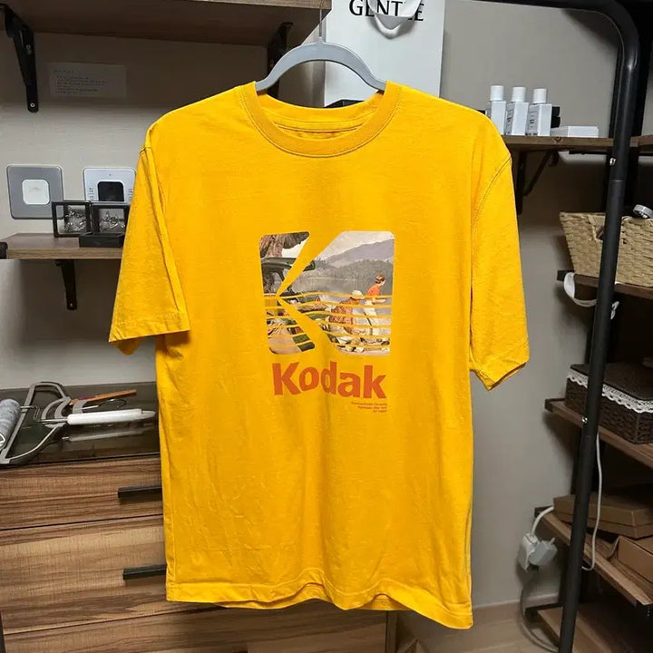 [SOLD OUT] 코닥 뷰파인더 컬러라마 로고 티셔츠 M