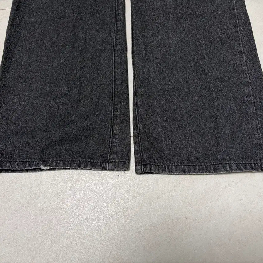 [BUNJANG] Niceghostclub Side Panel Bootcut Denim Jeans / [L] 나이스고스트클럽 사이드패널 부츠컷 데님 블랙