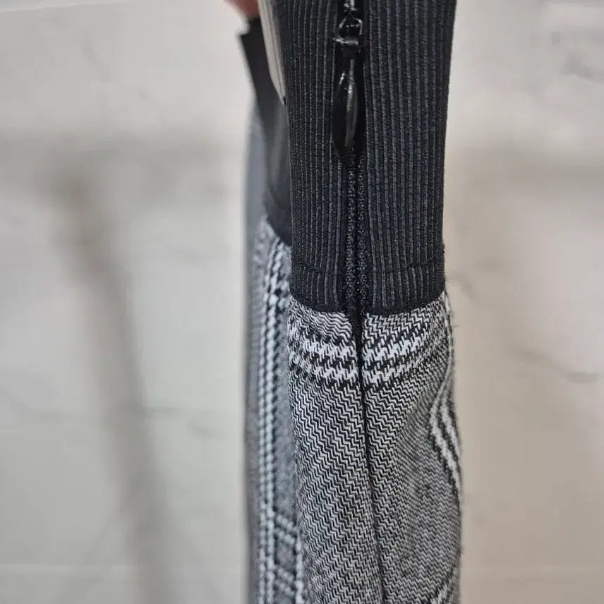 [BUNJANG] Maje Check Slit Midi Skirt / 마쥬 (maje)체크 트임 스커트