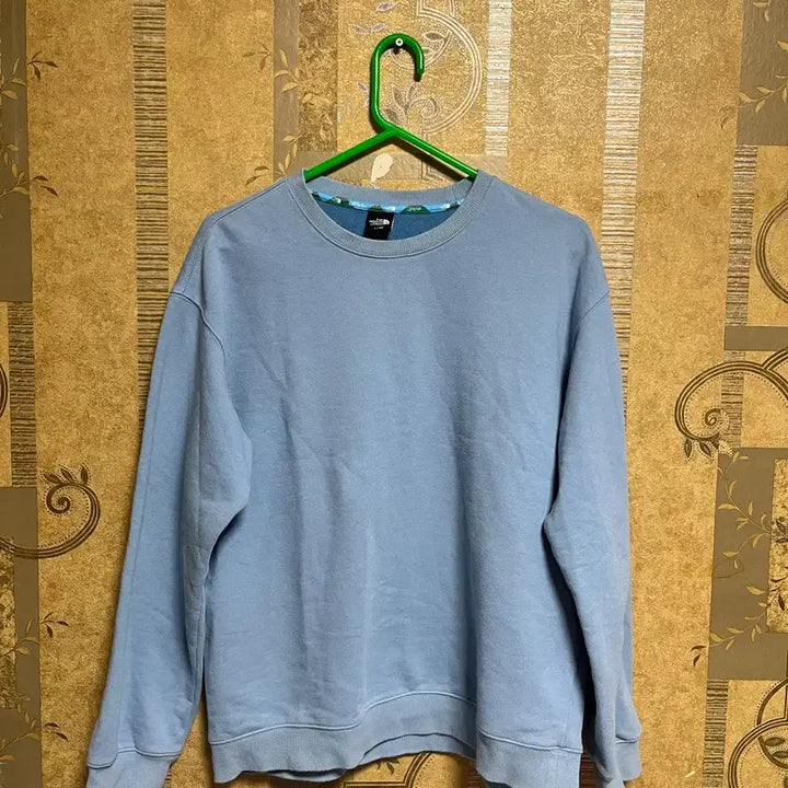 [BUNJANG] The North Face x Samdasoo Collaboration Sky Blue Sweatshirt / [ 노스페이스X삼다수 콜라보 맨투맨 L/100 ]