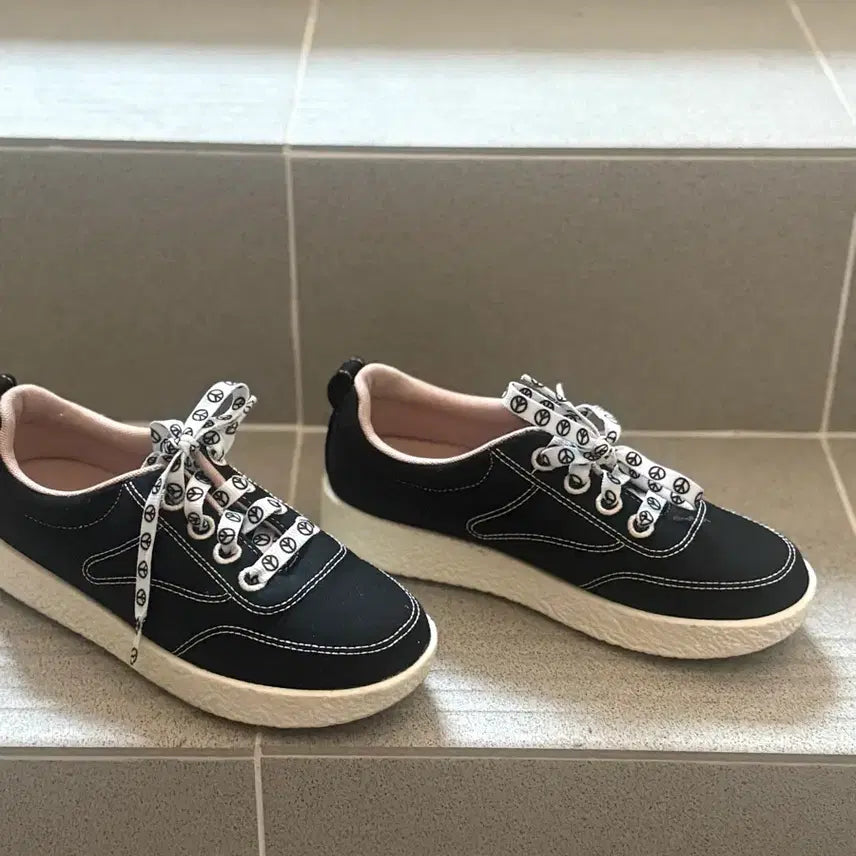 [BUNJANG] Brumas Black Sneakers 235mm / 브루마스 블랙 스니커즈 235mm