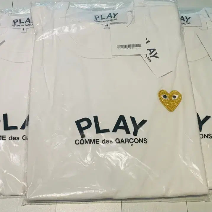 [BUNJANG] Comme des Garcons Play Gold Wappen White T-shirt / 꼼데가르송 플레이 골드와펜 화이트 미개봉 새상품