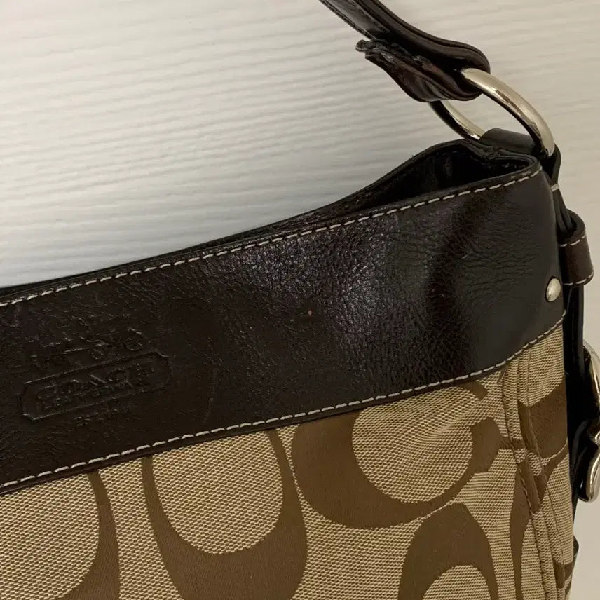 [BUNJANG] Coach Y2K Side Belt Shoulder Bag / [S급] Coach side belt y2k shoulder bag
