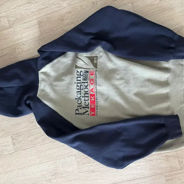 [BUNJANG] Tecket Hooded Zip-up Jacket / 테켓 후드집업
