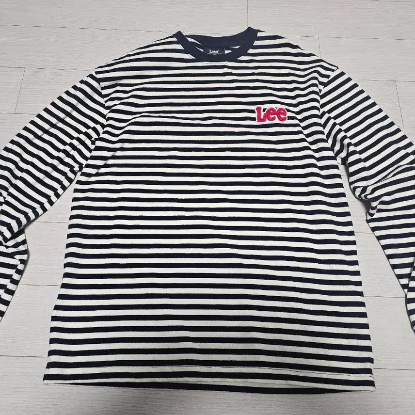 [SOLD OUT] LEE 스트라이프 롱슬리브 티셔츠 M사이즈
