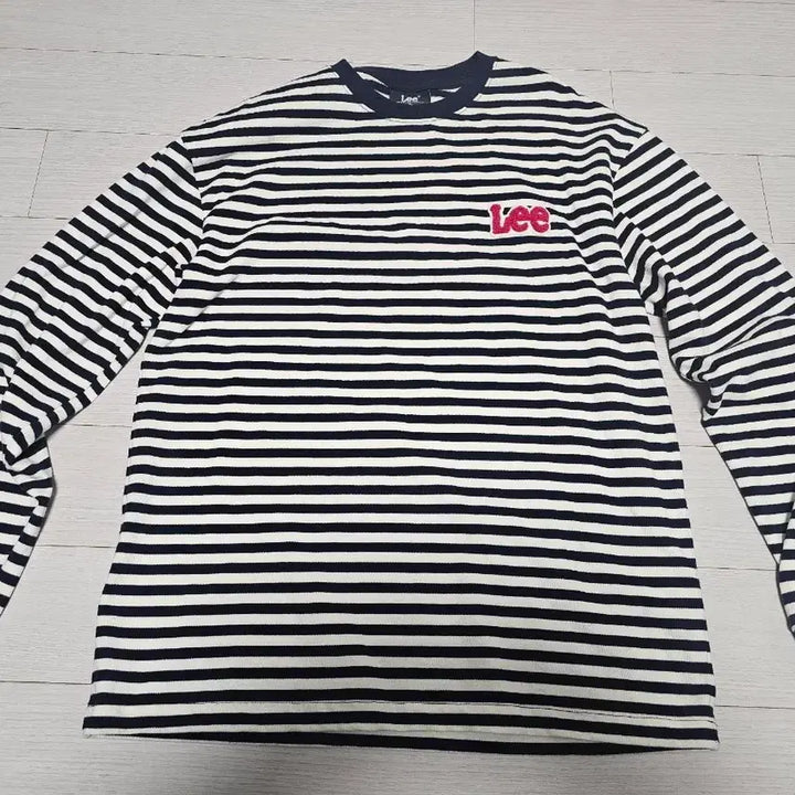 [SOLD OUT] LEE 스트라이프 롱슬리브 티셔츠 M사이즈