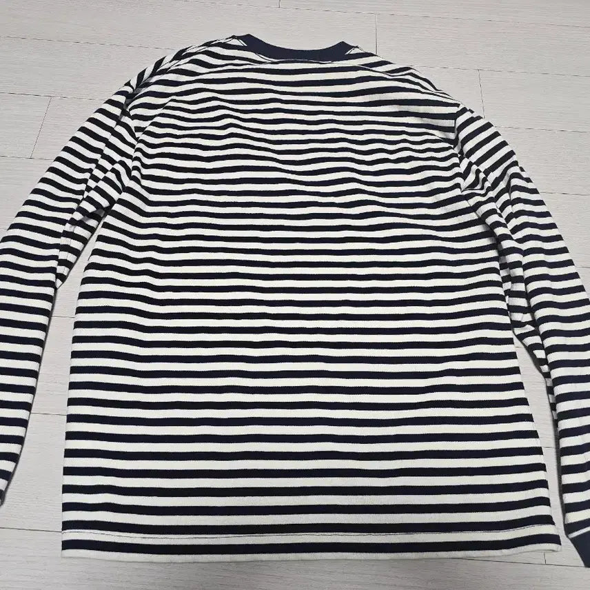 [SOLD OUT] LEE 스트라이프 롱슬리브 티셔츠 M사이즈