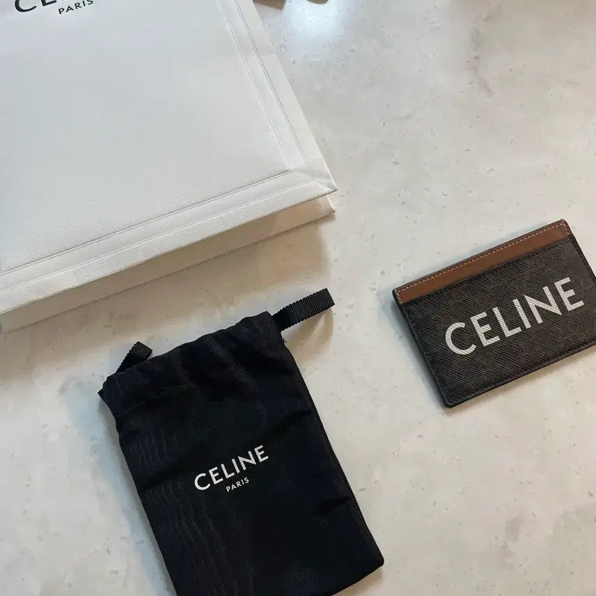 [SOLD OUT] 셀린느 카드지갑 정품