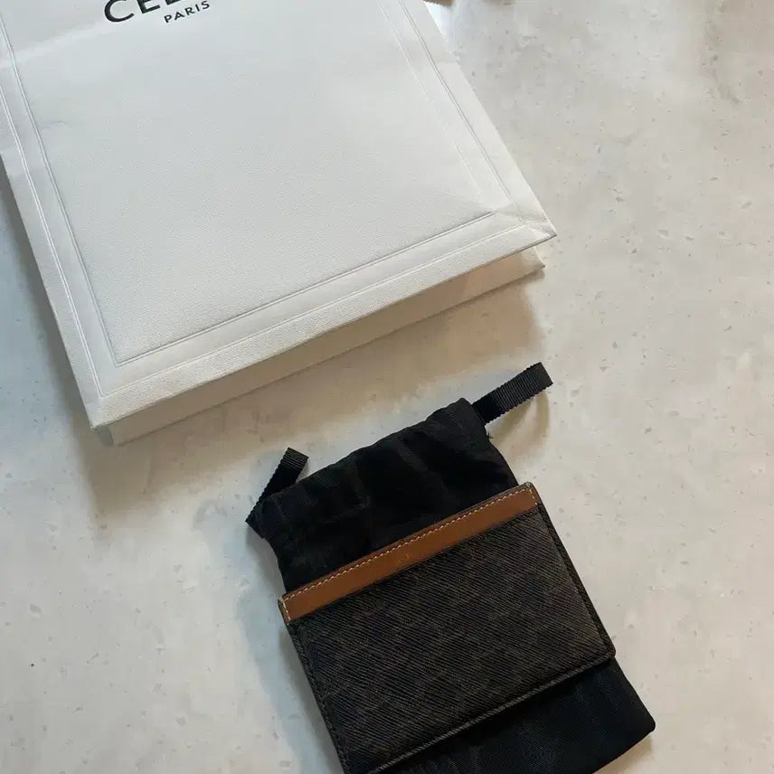 [SOLD OUT] 셀린느 카드지갑 정품