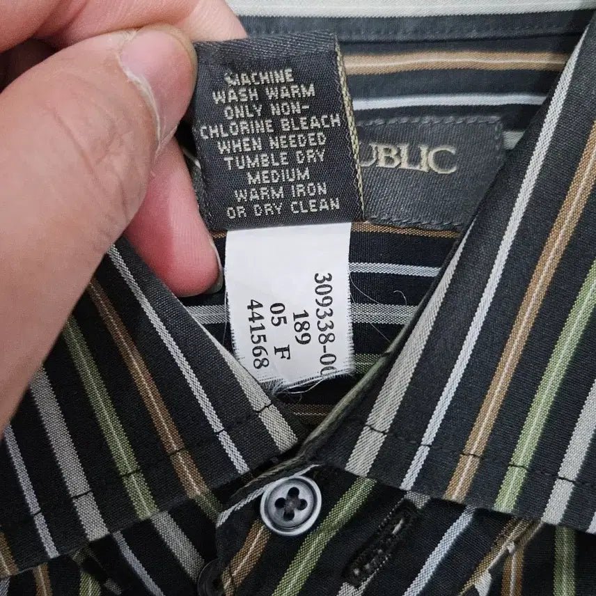 [BUNJANG] Banana Republic Striped Shirt / 바나나 리퍼블릭 스트라이프 셔츠. 급처분
