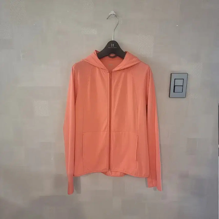 [SOLD OUT] 유니클로 에어리즘 코랄 후드집업 XL