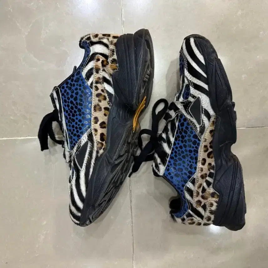 [BUNJANG] Adidas W Falcon Out Loud Leopard &amp; Zebra / 아디다스 W 팔콘 아웃 라우드 레오파드 및 지브라
