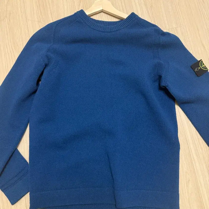 [BUNJANG] Stone Island Blue Knit Sweater / 스톤아일랜드 블루 니트 스웨터