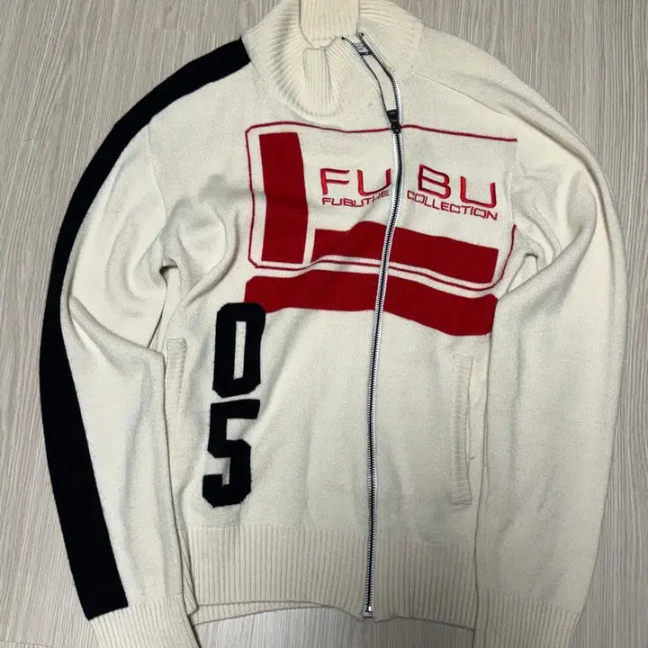 [BUNJANG] FUBU White Knit Zip-Up Jacket / FUBU 후부 화이트 니트 집업 자켓
