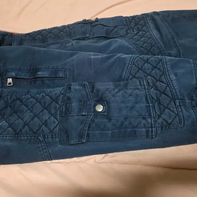 [BUNJANG] Balmain Biker Quilted Cargo Pants Navy / [정품/희귀] 발망(BALMAIN) 바이커 퀼팅 카고 팬츠 네이비