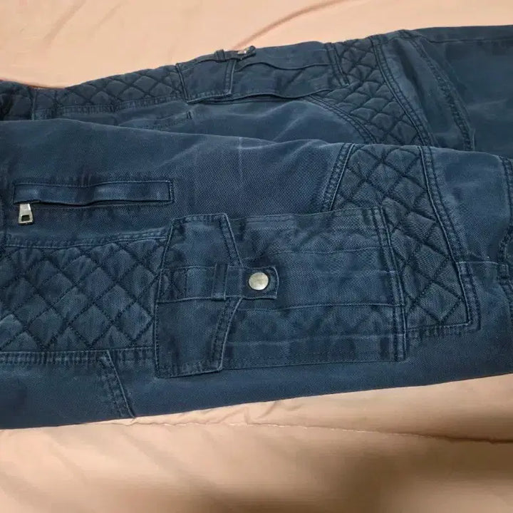[BUNJANG] Balmain Biker Quilted Cargo Pants Navy / [정품/희귀] 발망(BALMAIN) 바이커 퀼팅 카고 팬츠 네이비