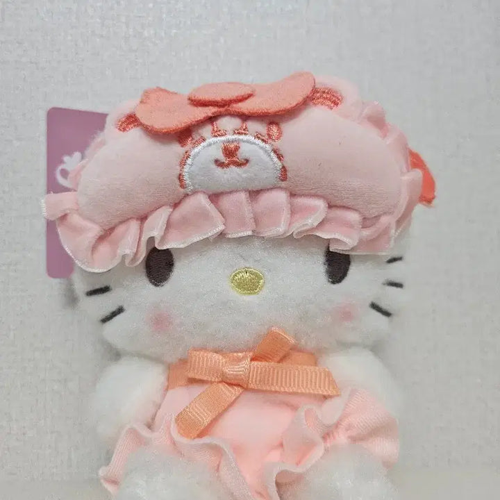 [BUNJANG] Hello Kitty Pajamas Sleep Mask Doll Keyring (13cm) / 키티 수면안대 핑크 잠옷 인형 키링(13cm)