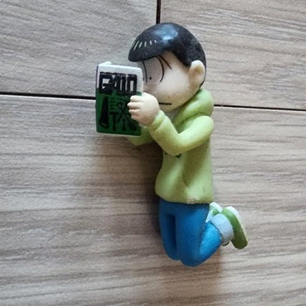 [BUNJANG] Osomatsu-san Choromatsu Figure / 오소마츠상 쵸로마츠 피규어 판매합니다.