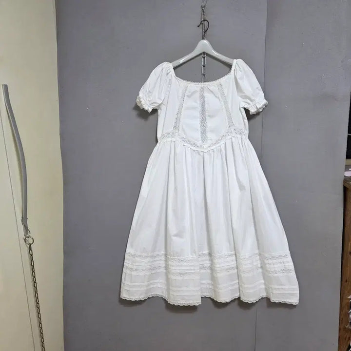 [SOLD OUT] 소녀스런 분위기 화이트 원피스 77  n4404