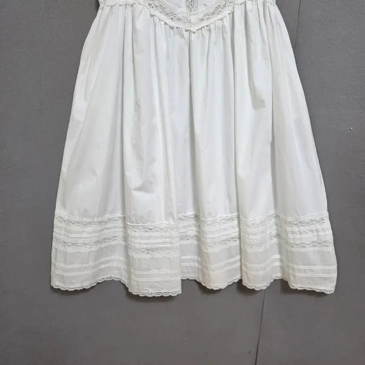 [SOLD OUT] 소녀스런 분위기 화이트 원피스 77  n4404