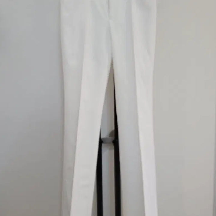 [BUNJANG] Joseph Semi Bootcut Slacks White Size 34 / 조셉 JOSEPH 세미 부츠컷 슬랙스 (화이트/34) 24~25사이즈
