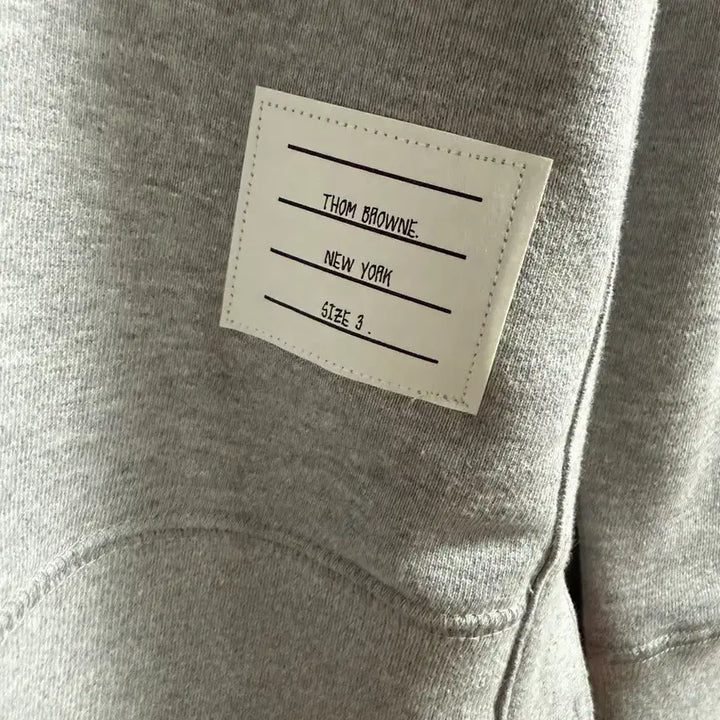 [BUNJANG] Thom Browne Crewneck Sweatshirt Size 3 / (새상품)톰브라운 맨투맨 사이즈3