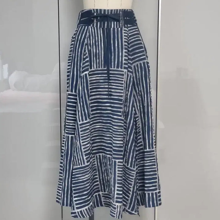 [BUNJANG] Patterned Side Banding Long Skirt / 패턴 옆밴딩 롱 스커트 FREE (26~28인치)