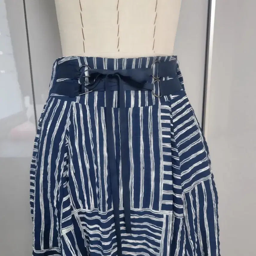 [BUNJANG] Patterned Side Banding Long Skirt / 패턴 옆밴딩 롱 스커트 FREE (26~28인치)