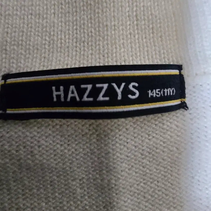 [BUNJANG] Hazzys White Knit Vest S / 헤지스 화이트 니트 조끼ㅡs