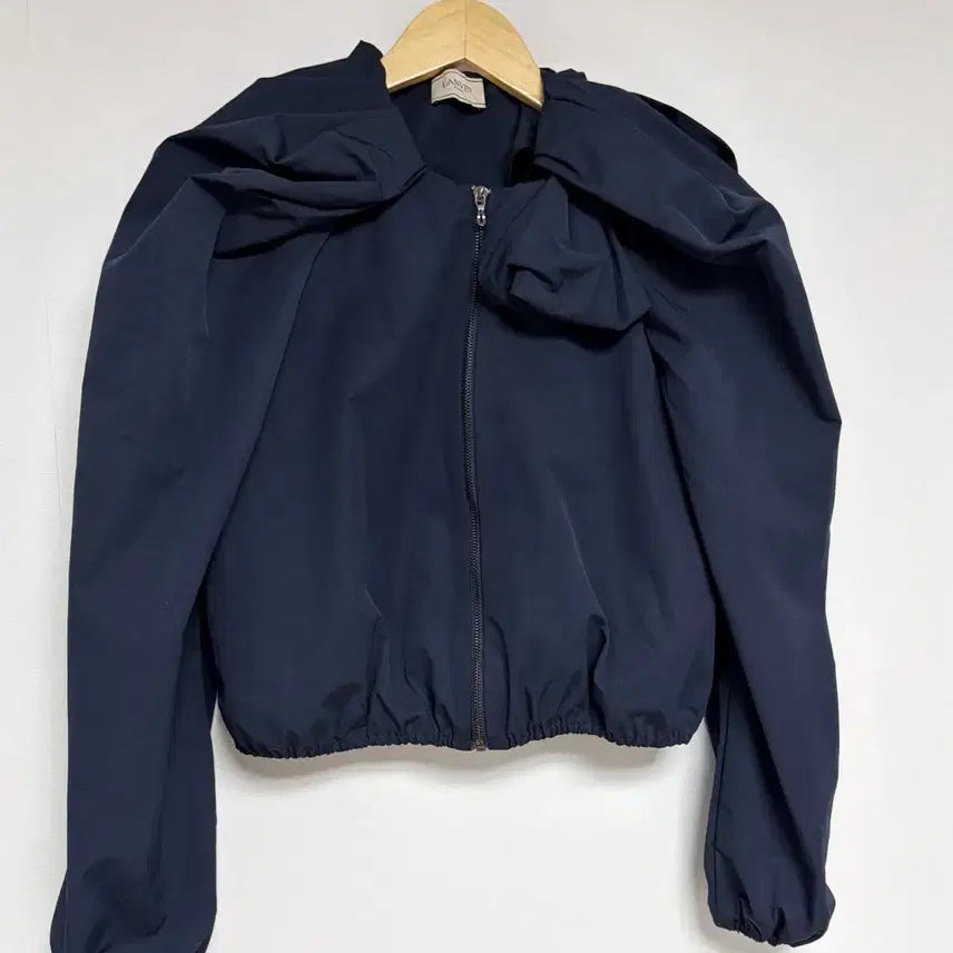 [SOLD OUT] 랑방 크롭 자켓