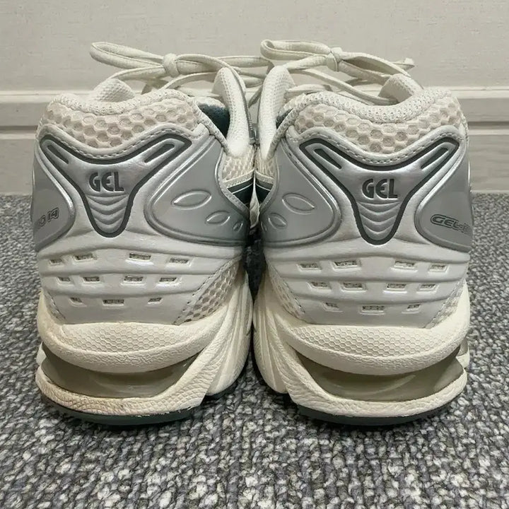 [BUNJANG] Asics Gel-Kayano 14 Birch Dark Pewter Sneakers / [270] 아식스 젤카야노14 버치 다크 퓨터