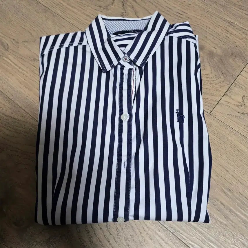 [SOLD OUT] 헤지스 스트라이프 셔츠 90