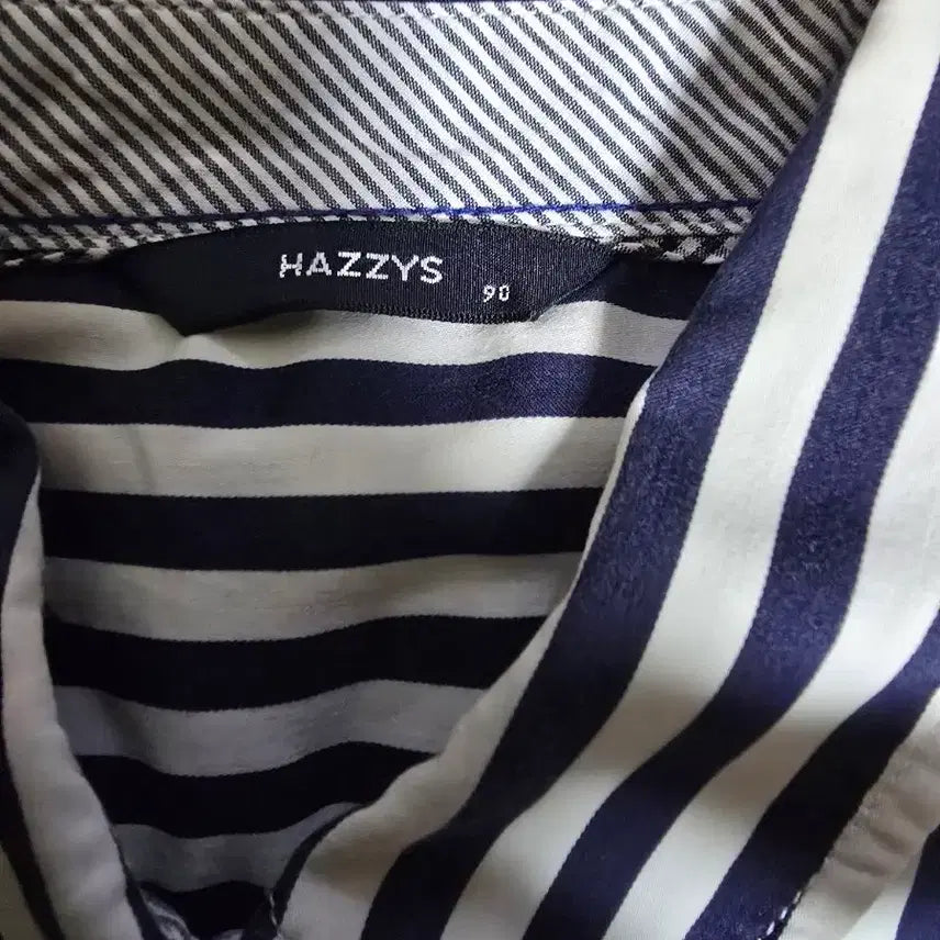 [SOLD OUT] 헤지스 스트라이프 셔츠 90