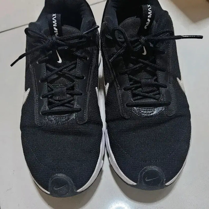[BUNJANG] Nike Air Max Black Sneakers / 나이키 에어맥스 블랙 운동화 270사이즈